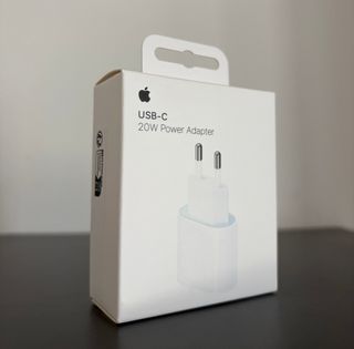 NUOVO Apple Caricatore 20W Originale 2026