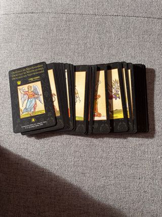 Oráculo de Nostradamus 2002 Lo Scarabeo 32 cartas