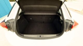 🚗 OPEL Corsa Edition 1.2 Gasolina 101CV (74kW)