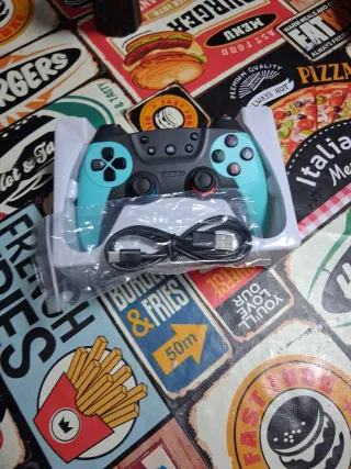 Mando nintendo switch turquesa y Negro
