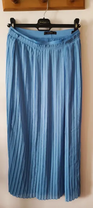 Falda plisada Zara Basic azul celeste