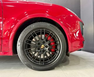 Porsche CAYENNE GTS 441cv Sport Chrono