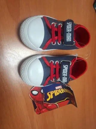 Zapatillas Spiderman Talla 22
