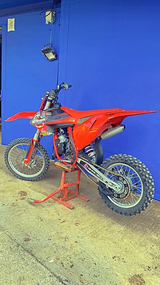 GasGas MC 85 2024 – Motocross infantil -