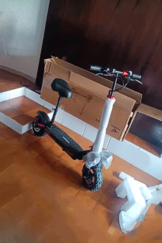 Patinete Eléctrico con Asiento