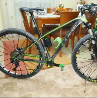 Bicicleta CUBE 29 Buen Estado