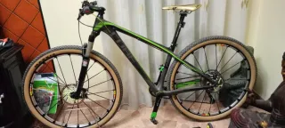 Bicicleta CUBE 29 Buen Estado