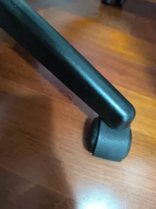 Silla de estudio azul con ruedas y elevación a gas