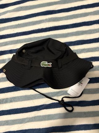 Gorro bucket Lacoste Talla M Negro