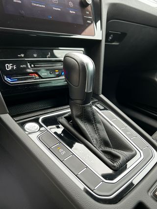 Volkswagen Passat Executive DSG7 2022