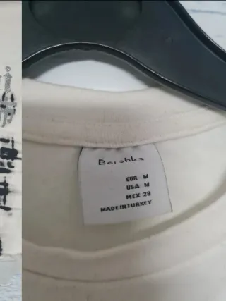 Camiseta Bershka M Estampado Gráfico