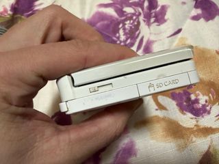 Nintendo 3DS Blanca + Juego Mario & Luigi