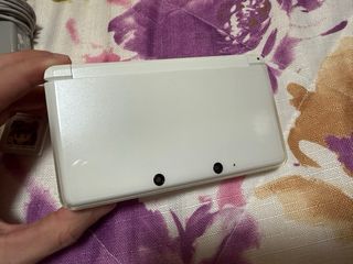 Nintendo 3DS Blanca + Juego Mario & Luigi