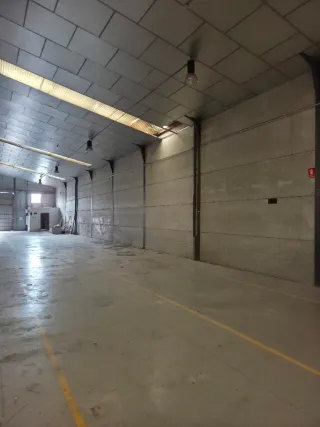 Alquiler nave industrial la Algaba