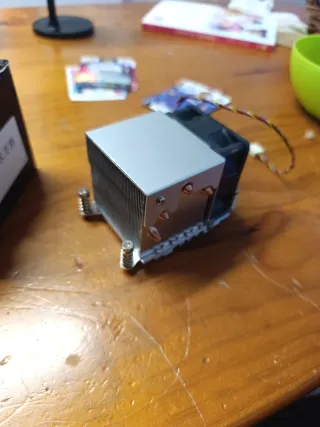 Disipador CPU con ventilador