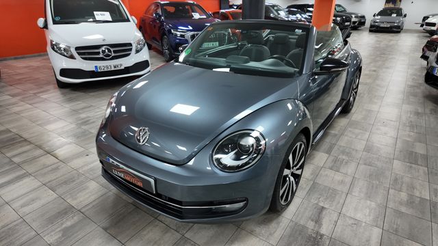 VOLKSWAGEN Beetle Cabrio 2.0 TSI DSG Sport