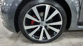 VOLKSWAGEN Beetle Cabrio 2.0 TSI DSG Sport