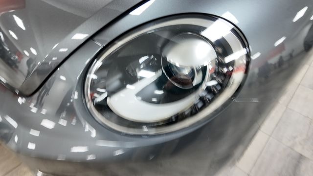 VOLKSWAGEN Beetle Cabrio 2.0 TSI DSG Sport