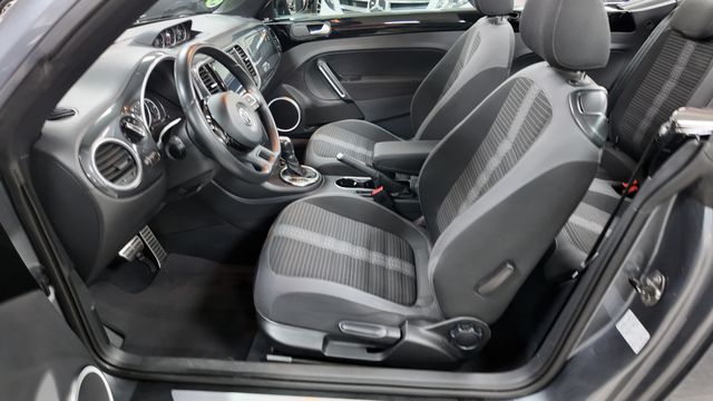VOLKSWAGEN Beetle Cabrio 2.0 TSI DSG Sport