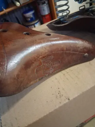 Asiento de piel para bicicleta,nuevos de epoca