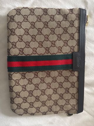Pochette tipo Gucci Monogram
