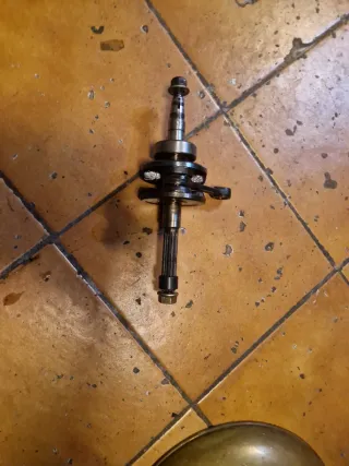 Albero motore F12 R AC 50 originale