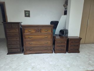 Set 2 Comodini, 1 Settimino, Cassettiera