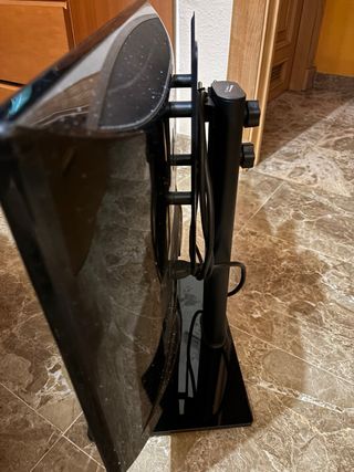 LG Monitor TV con Soporte