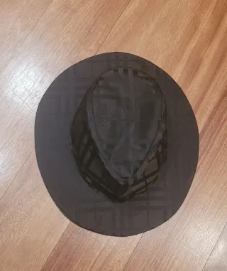 Sombrero Burberry
