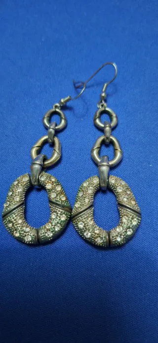 Orecchini pendenti con strass