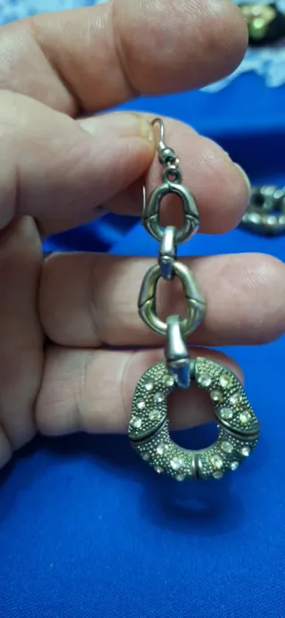 Orecchini pendenti con strass