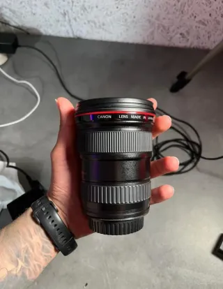 Canon 16-35mm f/2.8 Lente