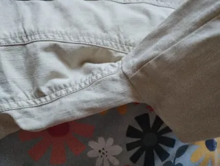 Cazadora vaquera beige mujer