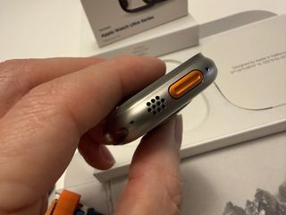 Apple Watch Ultra 2 Titanio Cellular