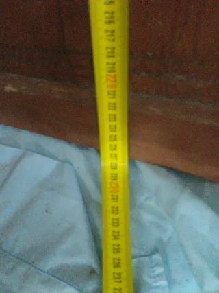 Puerta Madera y Hierro con Reja  y cristal .