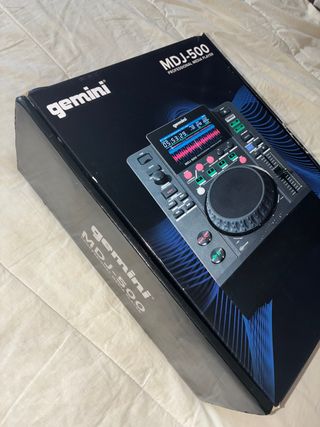 Controladora DJ Gemini MDJ-500 USB