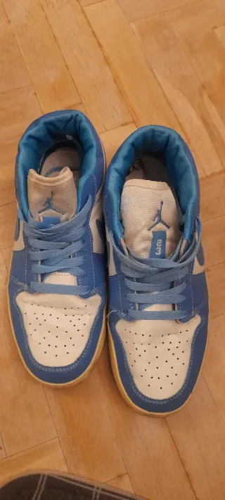 Zapatillas Nike Jordan Azul estilo jordan