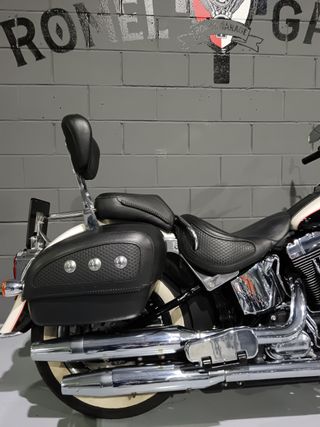 Harley Davidson Softail Deluxe