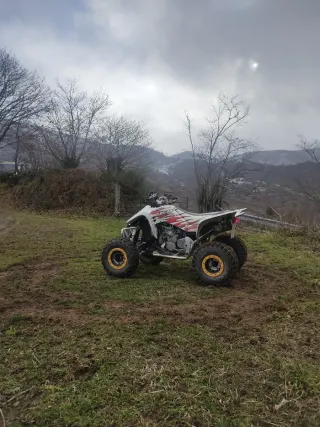 Suzuki LTZ 400 Quad Moto