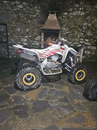 Suzuki LTZ 400 Quad Moto