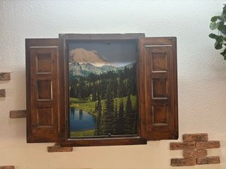 Ventana Decorativa con Paisaje