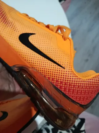 Nike Air Max 41 Naranja/Rojo Sin Usar