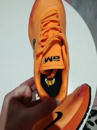 Nike Air Max 41 Naranja/Rojo Sin Usar