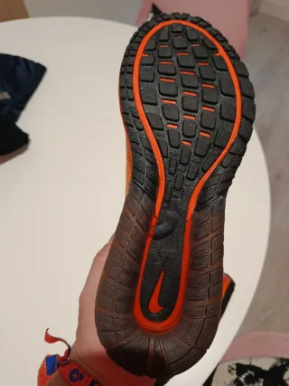 Nike Air Max 41 Naranja/Rojo Sin Usar