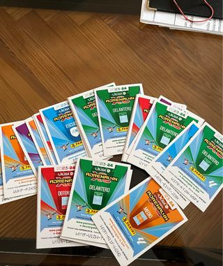 29 Cromos LaLiga Adrenalyn 2023-24