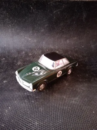 Coche Scalextric Mercedes 250SL 1:32