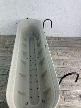 Maceta jardinera para balcón