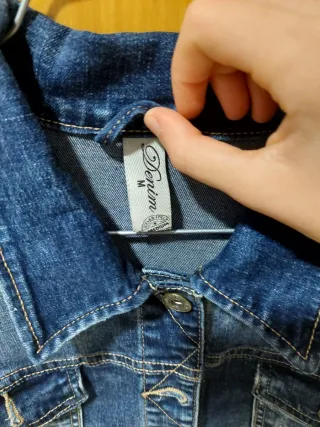 Chaqueta vaquera bordada