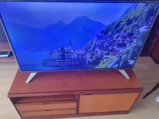 Televisor LG 49 UH650V 4K Plata