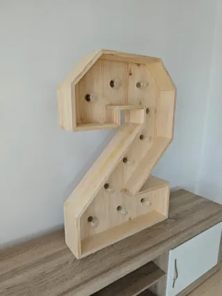 Letra/Número de madera